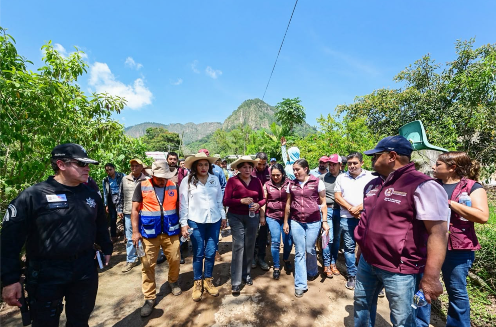 Gobernadora recorre Temascaltepec