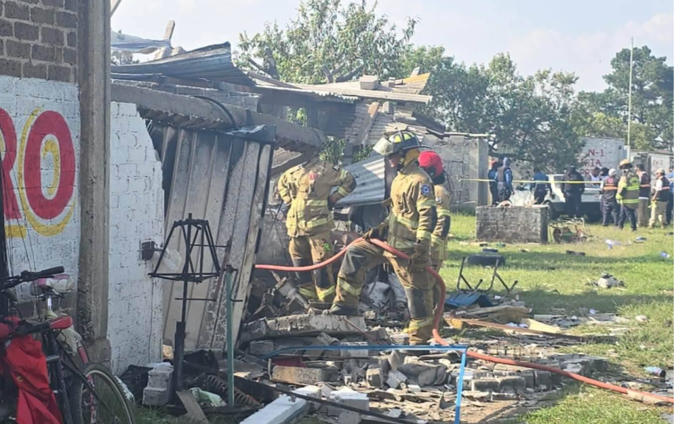 Explosión en polvorín de Chalco deja un muerto y un lesionado grave