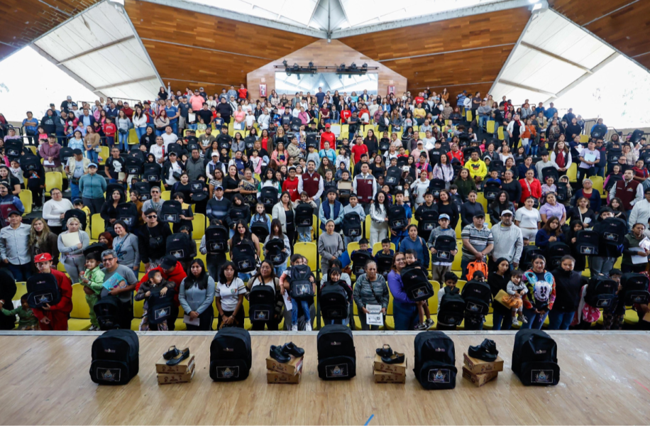 Arranca el programa de Mochila y Zapato 2026 en Nezahualcóyotl