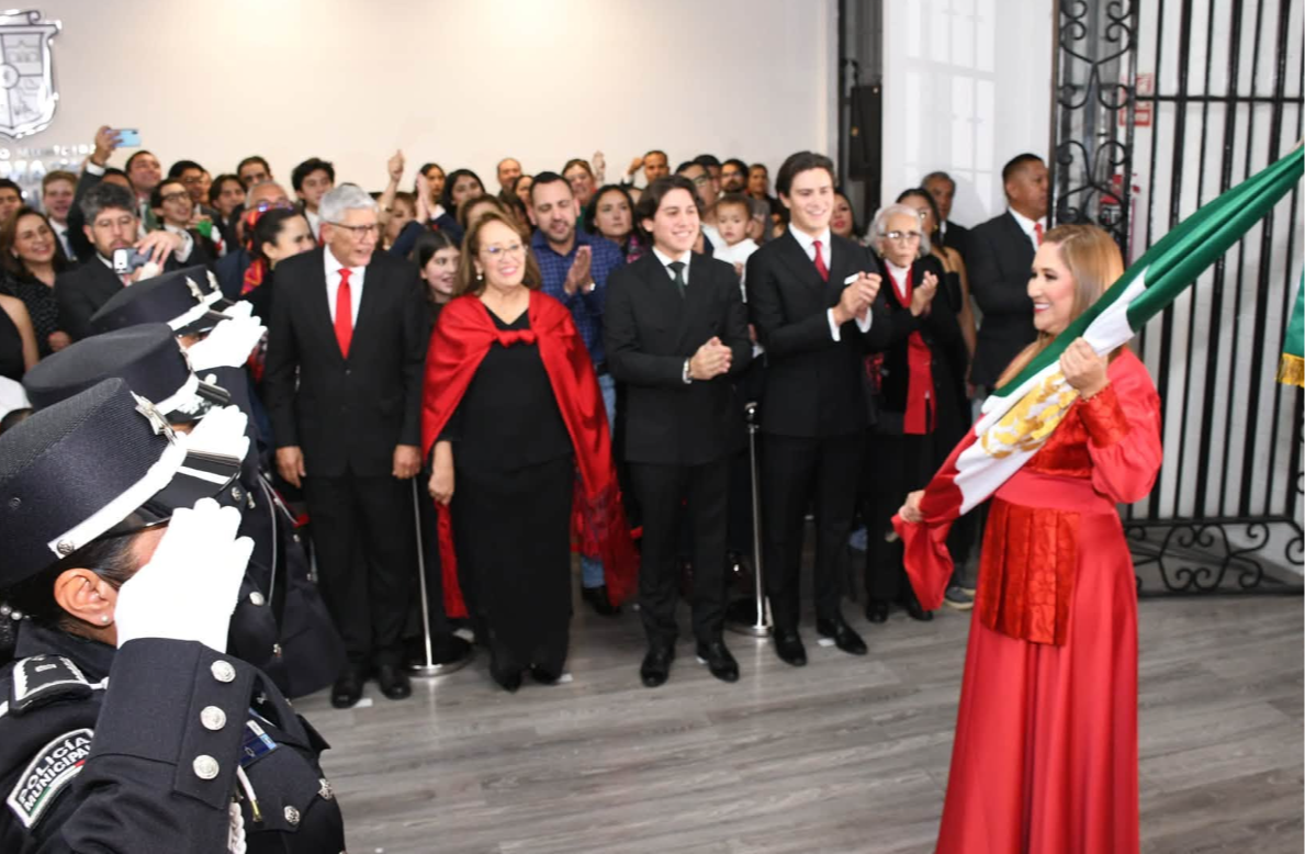 Celebra San Mateo Atenco con unidad y fervor patrio