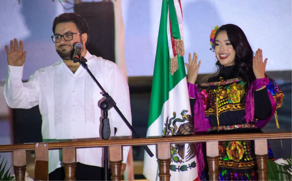 Reúne a cerca de 10 mil naucalpenses el tradicional Grito de Independencia