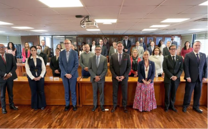ISSEMyM y CODHEM firman convenio para trato digno
