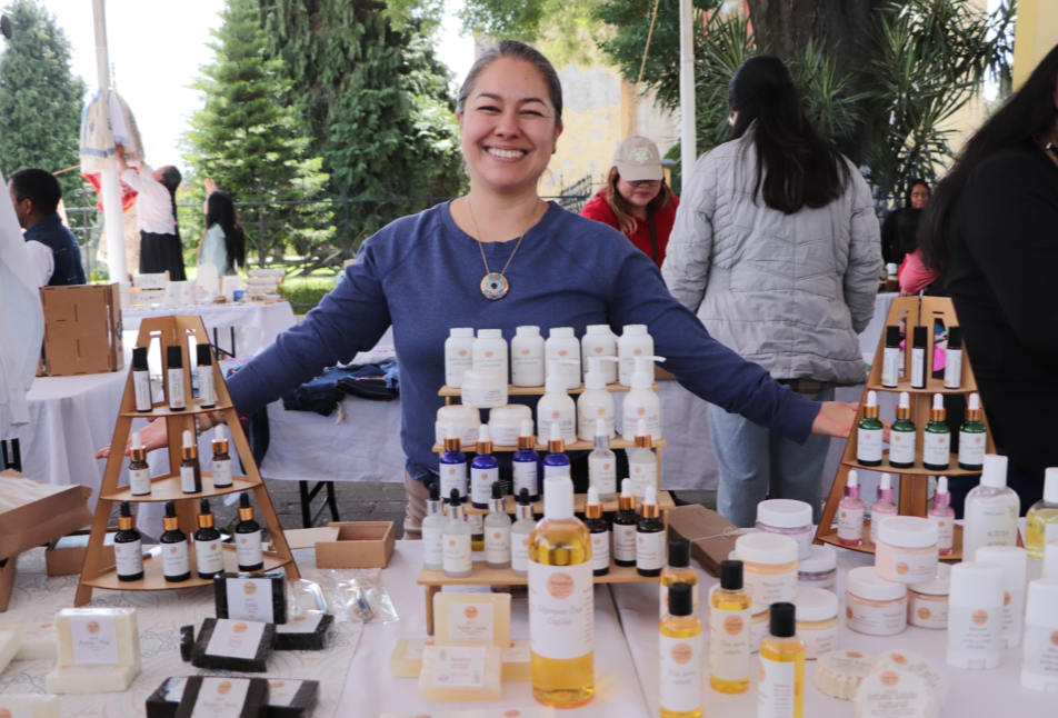 Realizan con éxito nueve Ferias de Mujeres Emprendedoras en el Edoméx