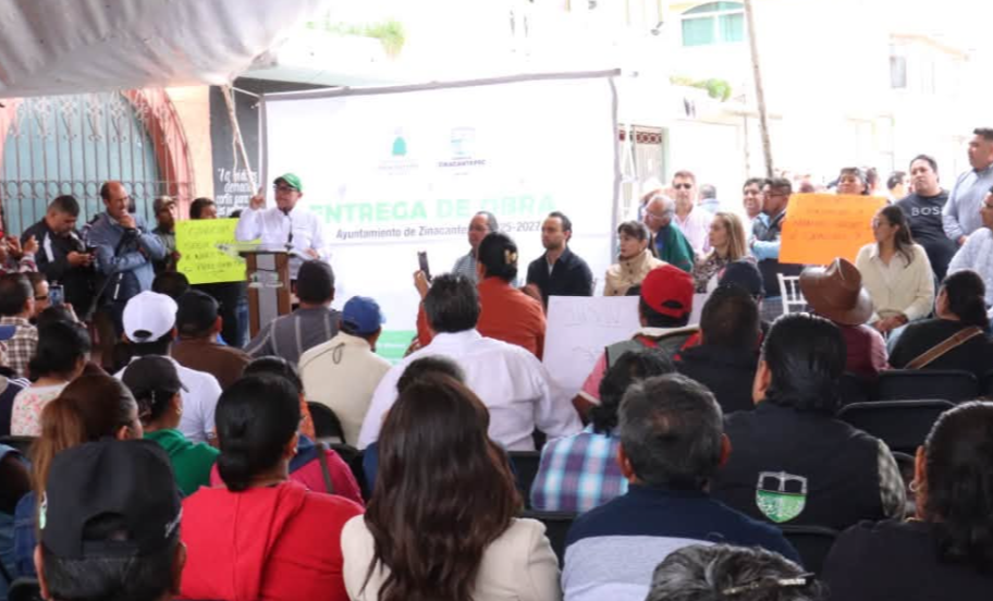 Alcalde de Zinacantepec supervisa la calle Altamirano en San Luis Mextepec