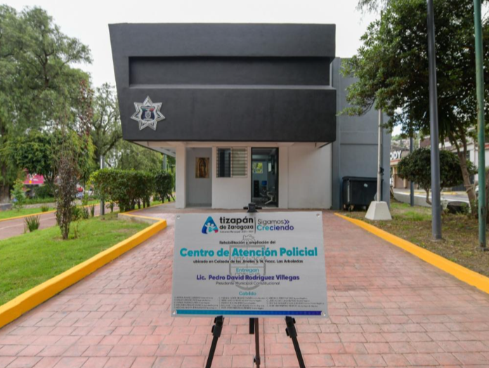 Entregan nuevos Centros de Atención Policial en Atizapán de Zaragoza