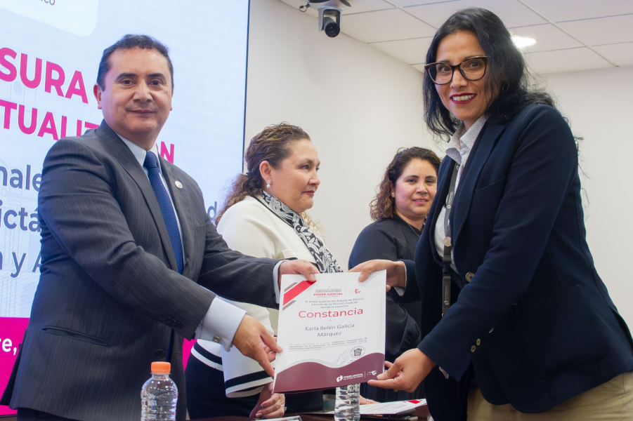 Poder Judicial del Edomex capacita a 105 peritos