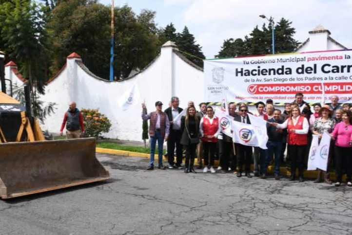 Entregan pavimentaciones y nuevas cámaras en San Mateo Atenco