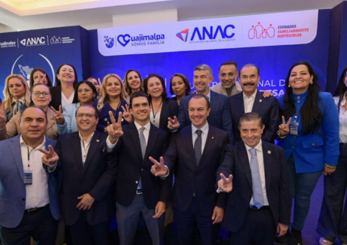Atizapán presente en Encuentro Nacional de Alcaldesas y Alcaldes por la Familia