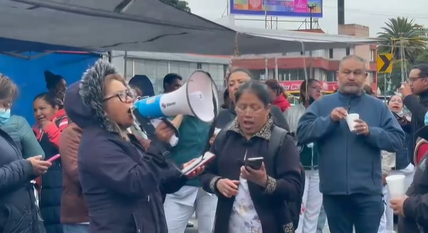 Trabajadores del IMSS cumplen segundo día de bloqueos en Toluca