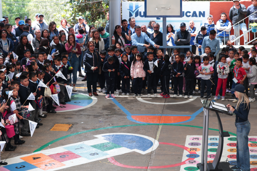 Huixquilucan mejora escuela para 350 estudiantes