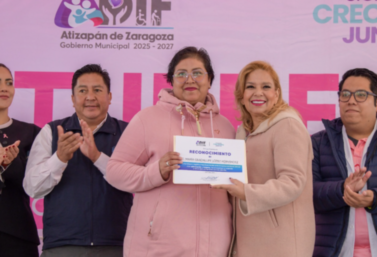 Entregan 60 prótesis mamarias y mastografías gratis en Atizapán de Zaragoza