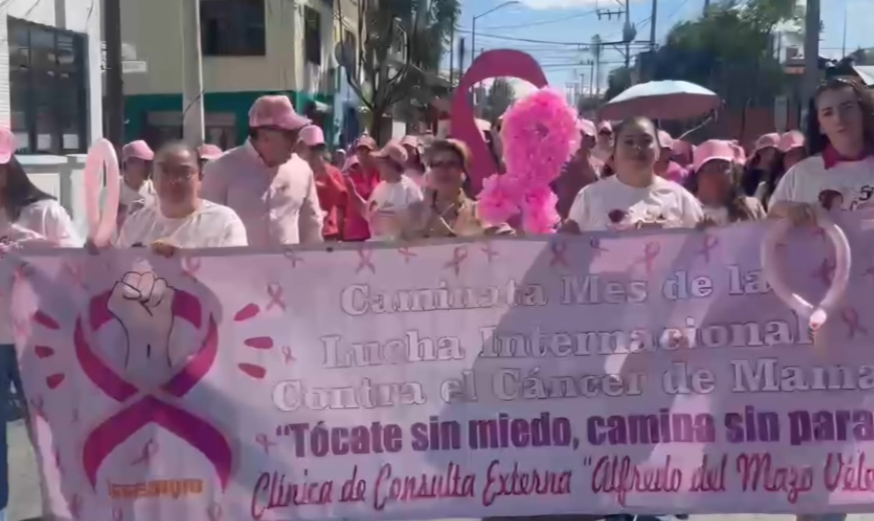 Realizan caminata rosa por la prevención del cáncer de mama en Toluca