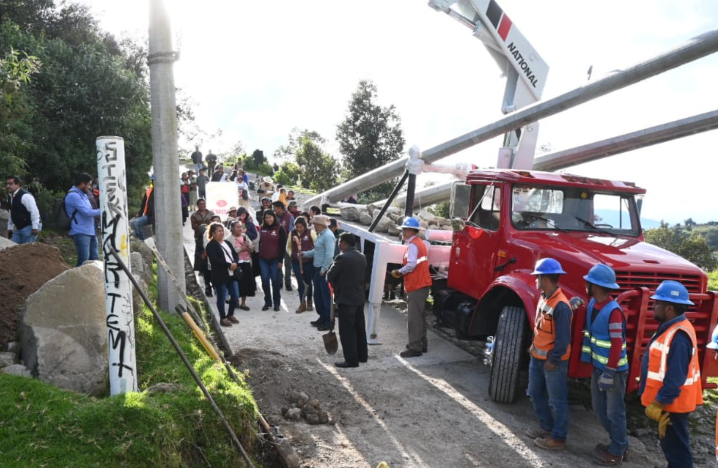 Llega la luz al Paraje Rancho Las Pípilas en Temoaya