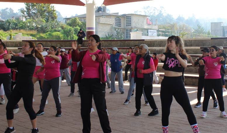 Zumba y prevención contra el cáncer de mama en Temoaya