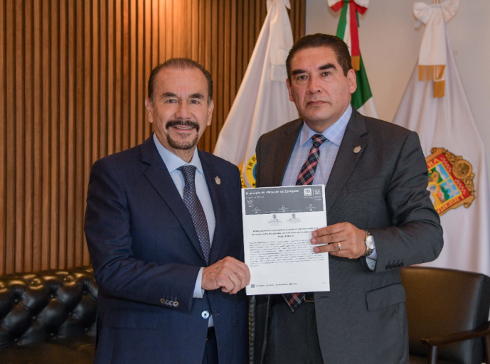 Elevaron calificadoras Fitch y HR Ratings nota financiera de Atizapán 