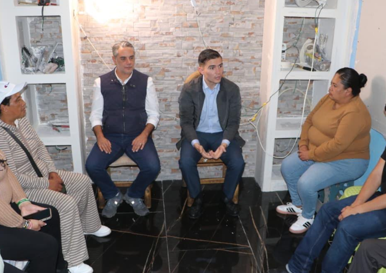 Vecinos de Naucalpan denuncian abandono en seguridad y servicios públicos