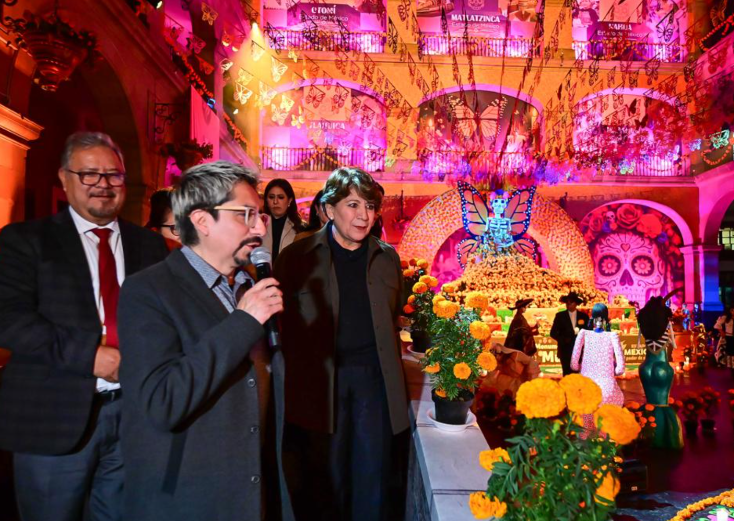 Inaugura lDelfina Gómez Ofrenda de Día de Muertos en Palacio de Gobierno