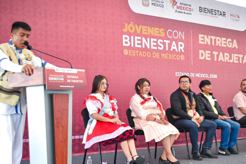 Entrega el Gobierno Edomex 900 tarjetas de “Jóvenes con Bienestar” en Villa Vict