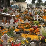 Celebración a San Miguel Arcángel da inicio a las festividades del Día de Muertos en el norte de Toluca