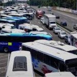 Transportistas anuncian bloqueo en 3 vialidades de CDMX y Edomex este viernes